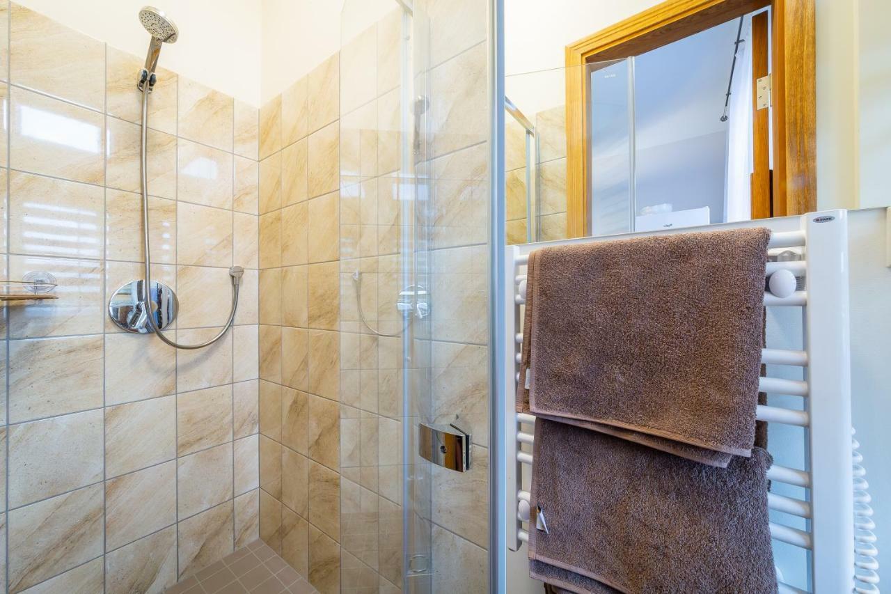 Stories Writer'S Ap 40Sqm Renovated Free Parking Lejlighed Riga Eksteriør billede